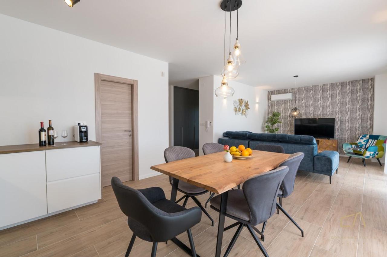 Luxury Apartments Loma Sveti Vid-Miholjice Ngoại thất bức ảnh
